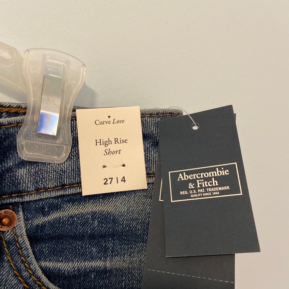 Abercrombie high-rise shorts - Picture 2 of 3